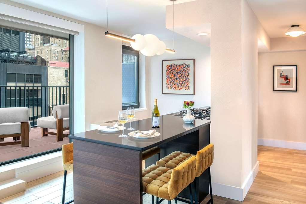 The Fifty Sonesta Hotel New York Room photo